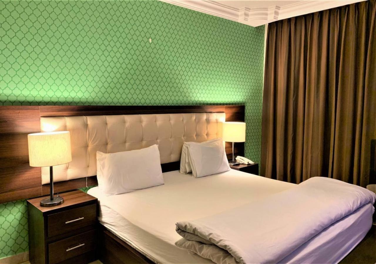 Lancaster Hotel Apartments Dahiet Alrasheed 安曼 外观 照片