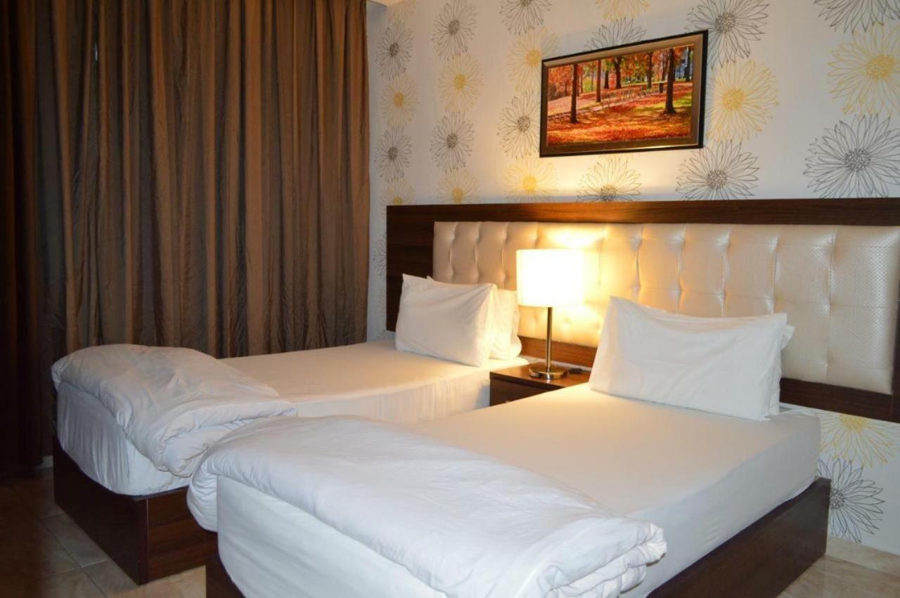 Lancaster Hotel Apartments Dahiet Alrasheed 安曼 外观 照片