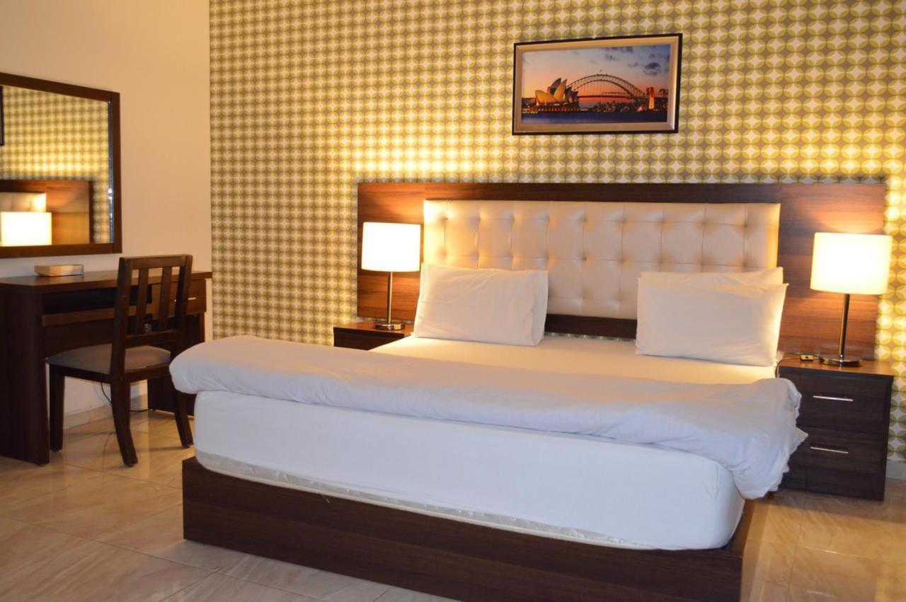Lancaster Hotel Apartments Dahiet Alrasheed 安曼 外观 照片