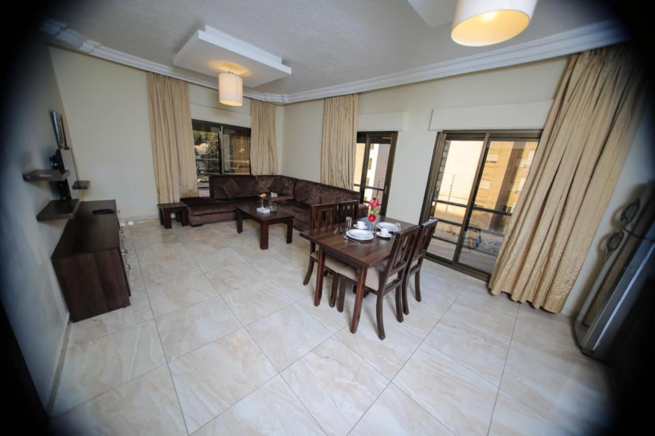 Lancaster Hotel Apartments Dahiet Alrasheed 安曼 外观 照片